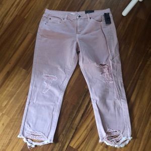 Mission Boyfriend Crop Jeans